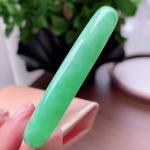 满绿圆条手镯